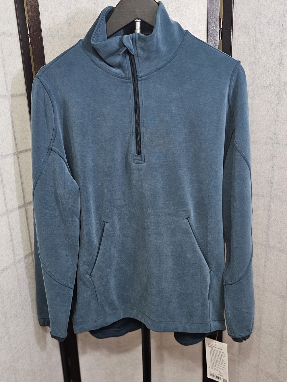 NWT Lululemon Softstreme Long Half Zip in Indochine Blue (Size Small)